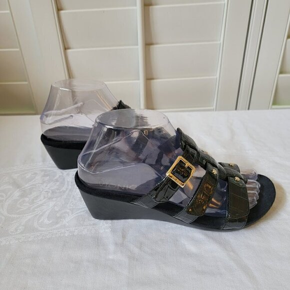 Vionic Radia Sandals - Black with Crocodile Pattern - Size 6 - NWOT - Picture 7 of 9